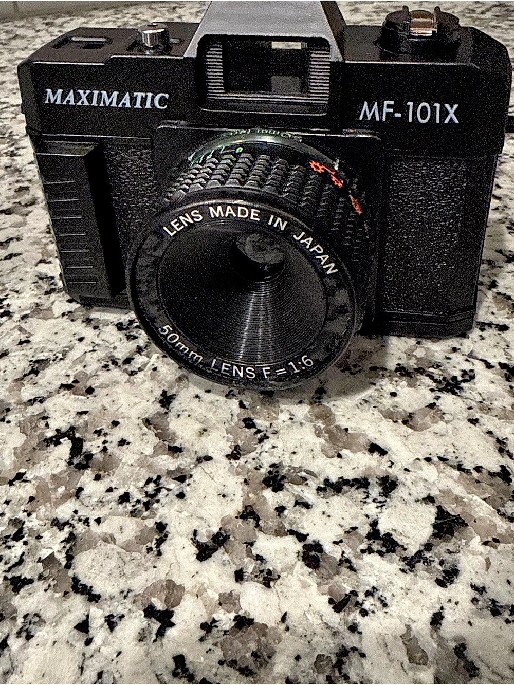 Maximatic MF-101X 35mm Film Camera Black